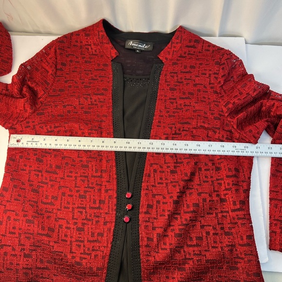 Amanda Collection Chic Red & Black Women's Blouse - Picture 4 of 11